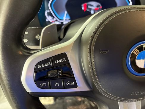 Used 2022 BMW X5 xDrive45e w/ M Sport Package image 22