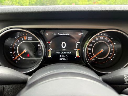 Used 2020 Jeep Wrangler Sport AWD/4WD image 20