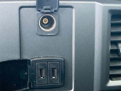 Used 2020 Ford F150 XLT w/ Equipment Group 302A Luxury image 25