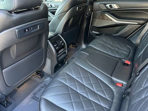 Used 2023 BMW X5 xDrive40i w/ Premium Package image 14