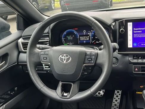Certified 2025 Toyota Camry XSE AWD/4WD image 21