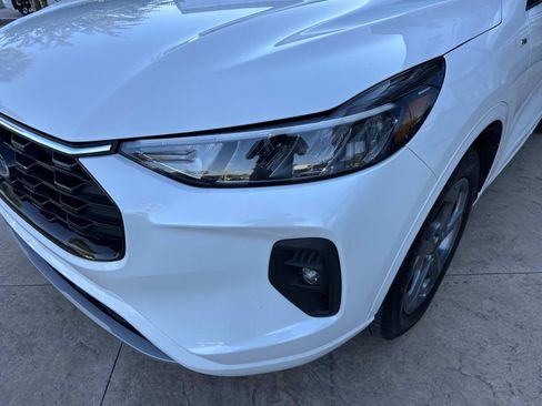 Used 2023 Ford Escape ST-Line Select image 9