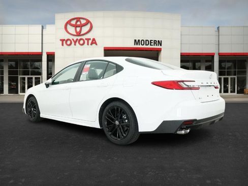 New 2026 Toyota Camry SE image 12