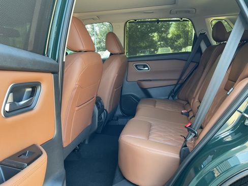 New 2026 Nissan Rogue Platinum w/ Platinum Premium Package AWD/4WD image 10