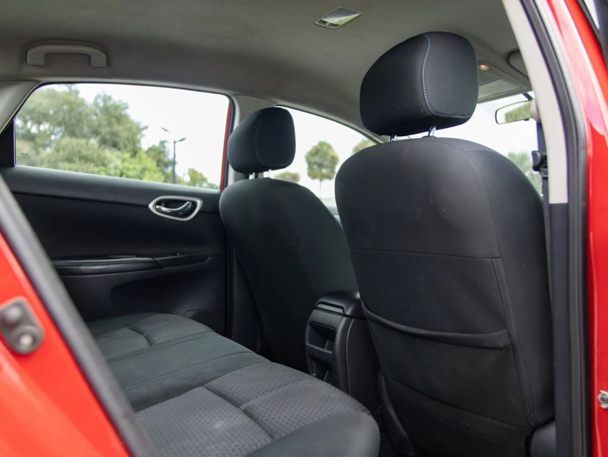Used 2019 Nissan Sentra SR FWD image 25