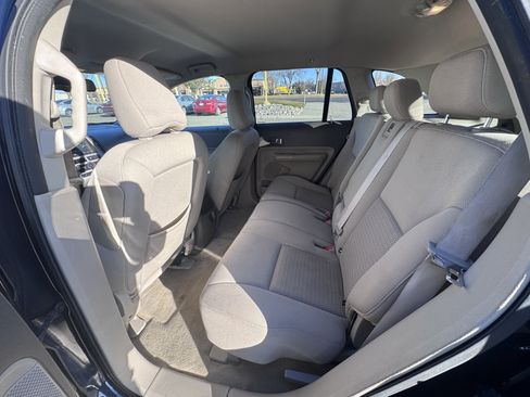 Used 2010 Ford Edge SE image 37