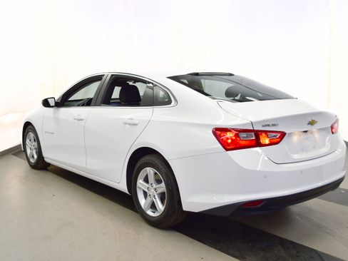 Used 2024 Chevrolet Malibu LT image 5
