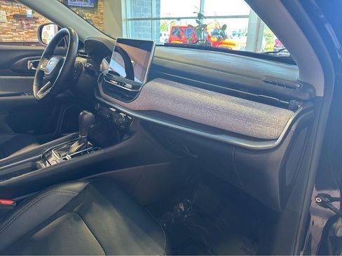 Used 2022 Jeep Compass Latitude AWD/4WD image 34