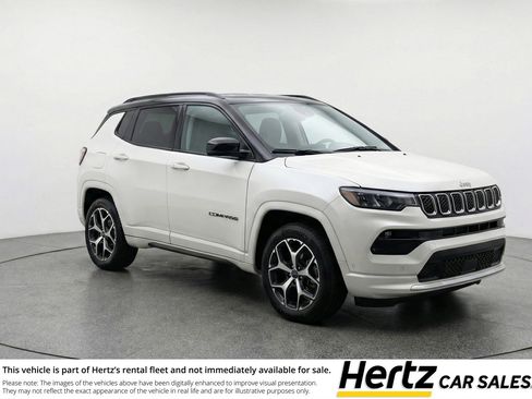 Used 2025 Jeep Compass Limited image 1