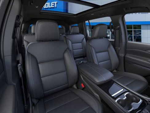New 2026 Chevrolet Traverse LT image 40