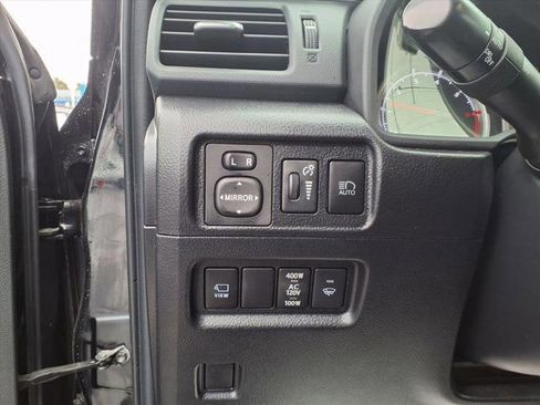 Used 2022 Toyota 4Runner Limited image 19