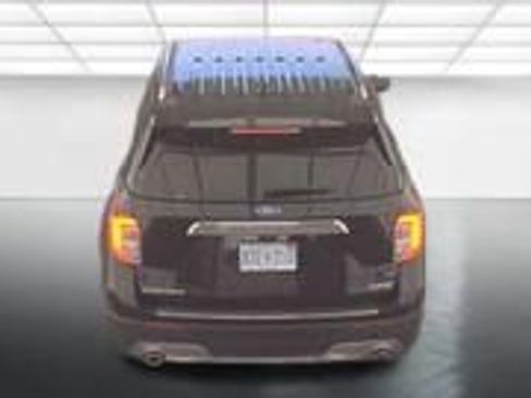 Used 2024 Ford Explorer Limited w/ Equipment Group 301A AWD/4WD image 13