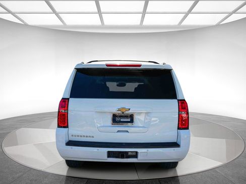Used 2020 Chevrolet Suburban LT image 3