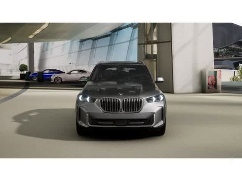 Used 2026 BMW X5 sDrive40i image 5