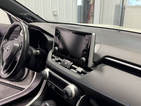 Used 2020 Toyota RAV4 XSE AWD/4WD image 21