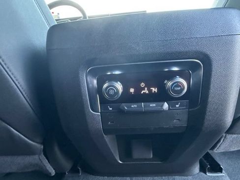 Used 2025 GMC Yukon XL Elevation RWD image 20