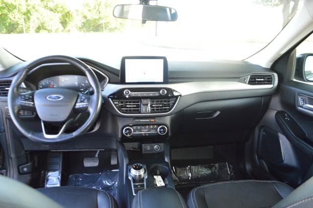 Used 2021 Ford Escape SE w/ SE Sport Appearance Package FWD image 15