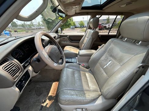 Used 2000 Toyota Land Cruiser AWD/4WD image 12