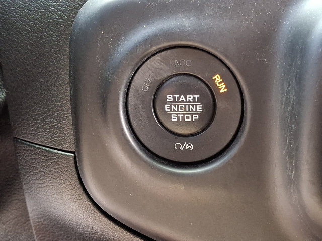 Used 2018 Jeep Wrangler Unlimited Sport S AWD/4WD image 30