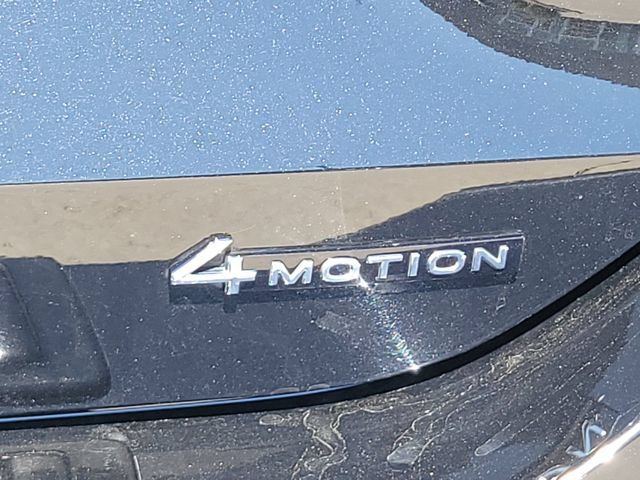 Used 2025 Volkswagen Tiguan S AWD/4WD image 12