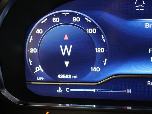 Used 2024 Chevrolet Tahoe High Country image 38