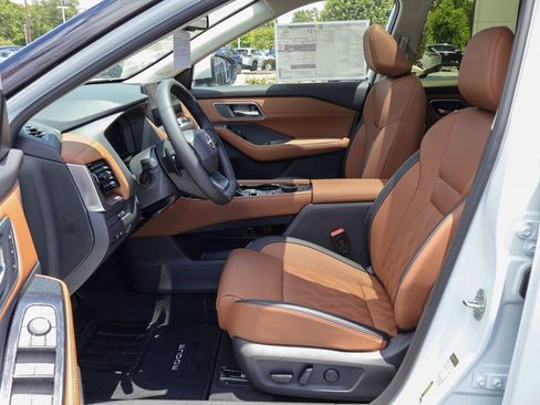New 2026 Nissan Rogue Platinum AWD/4WD image 7