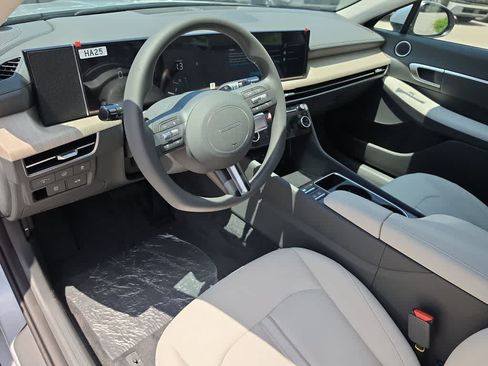 New 2026 Hyundai Sonata Blue FWD image 15