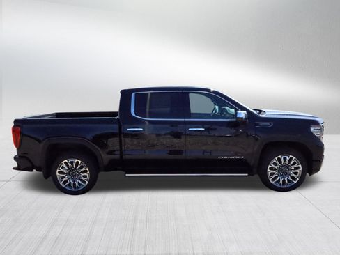 New 2026 GMC Sierra 1500 Denali Ultimate AWD/4WD image 8