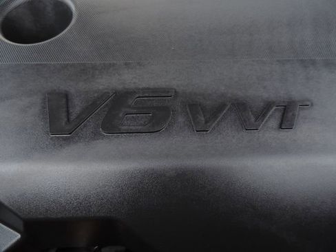 Used 2023 Chevrolet Traverse LS w/ Midnight/Sport Edition image 30