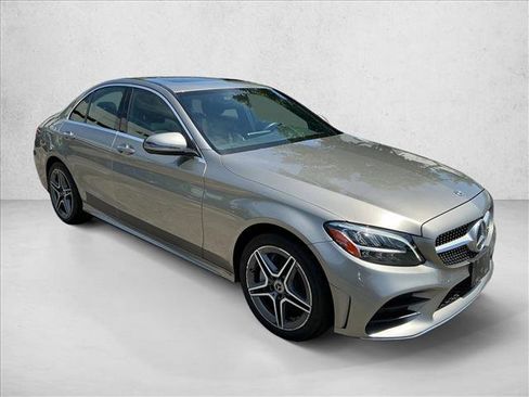 Used 2020 Mercedes-Benz C 300 4MATIC Sedan image 3