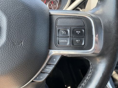 Used 2021 RAM 2500 Laramie w/ Night Edition image 17