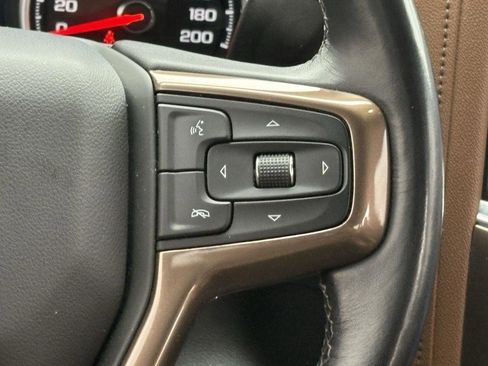 Used 2021 Chevrolet Silverado 1500 High Country image 11