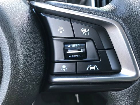 Used 2020 Subaru Impreza 2.0i Premium image 17