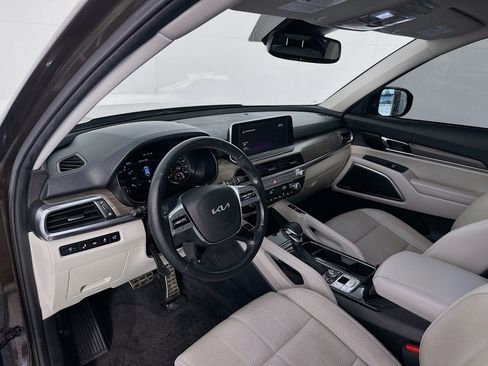Used 2022 Kia Telluride SX w/ Nightfall Edition Package AWD/4WD image 9