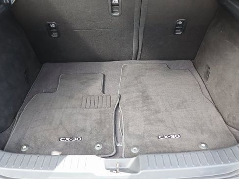 Used 2023 MAZDA CX-30 AWD 2.5 S w/ Premium Package image 21