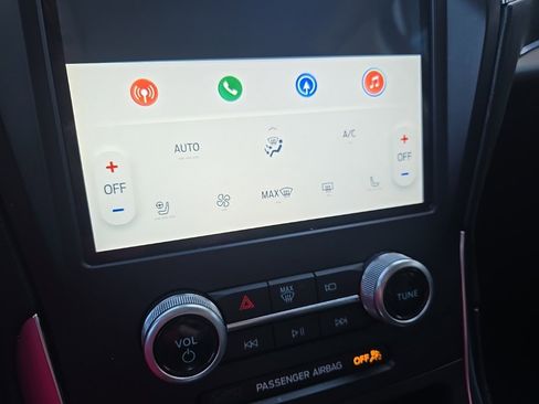 Used 2022 Ford Edge Titanium w/ Equipment Group 301A image 53