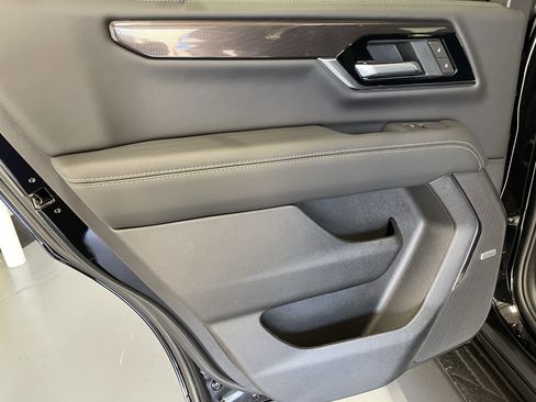 New 2026 GMC Yukon Elevation w/ Elevation Premium Package image 11