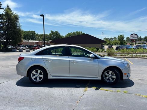 Used 2014 Chevrolet Cruze LT w/ All-Star Edition FWD image 10