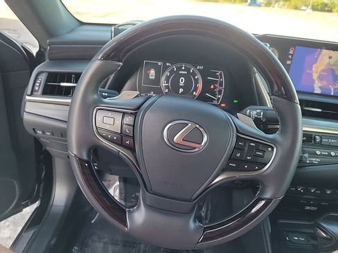 Used 2020 Lexus ES 350 Ultra Luxury image 23