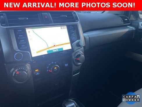 Used 2020 Toyota 4Runner SR5 Premium image 11
