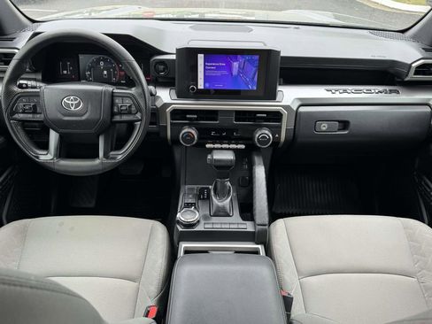 Used 2025 Toyota Tacoma SR5 AWD/4WD image 2
