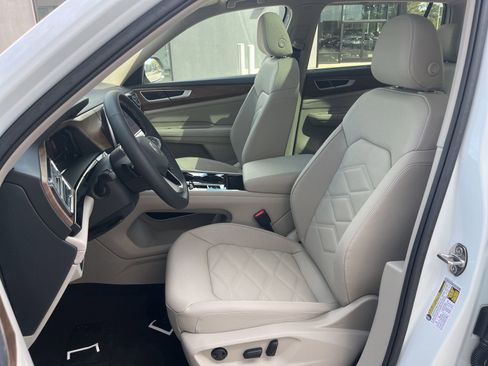 New 2026 Volkswagen Atlas SE FWD image 23