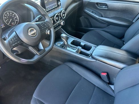 Used 2025 Nissan Sentra S image 10