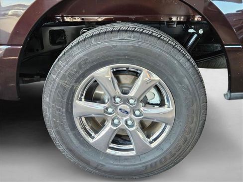 Used 2018 Ford F150 XLT w/ Equipment Group 302A Luxury RWD image 21