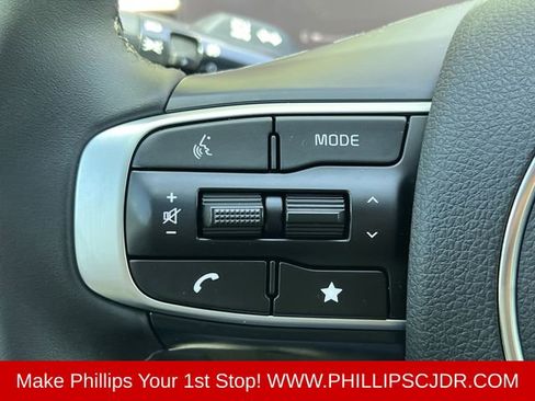 Used 2025 Kia K5 GT-Line w/ GT-Line Premium Package FWD image 22