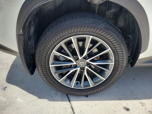 Used 2025 Lexus NX 250 FWD w/ Accessory Package (K3) image 9