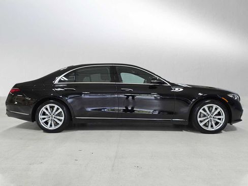 Certified 2025 Mercedes-Benz S 580 S 580 image 2