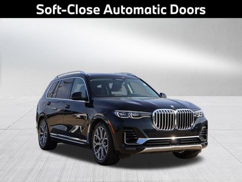 Used 2020 BMW X7 xDrive40i w/ Premium Package AWD/4WD image 13