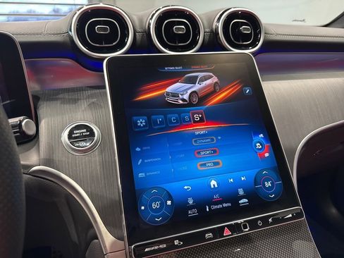 Used 2024 Mercedes-Benz GLC 43 AMG 4MATIC image 30