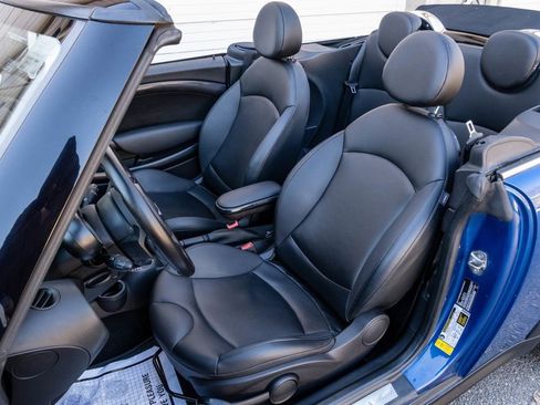 Used 2015 MINI Cooper S image 12